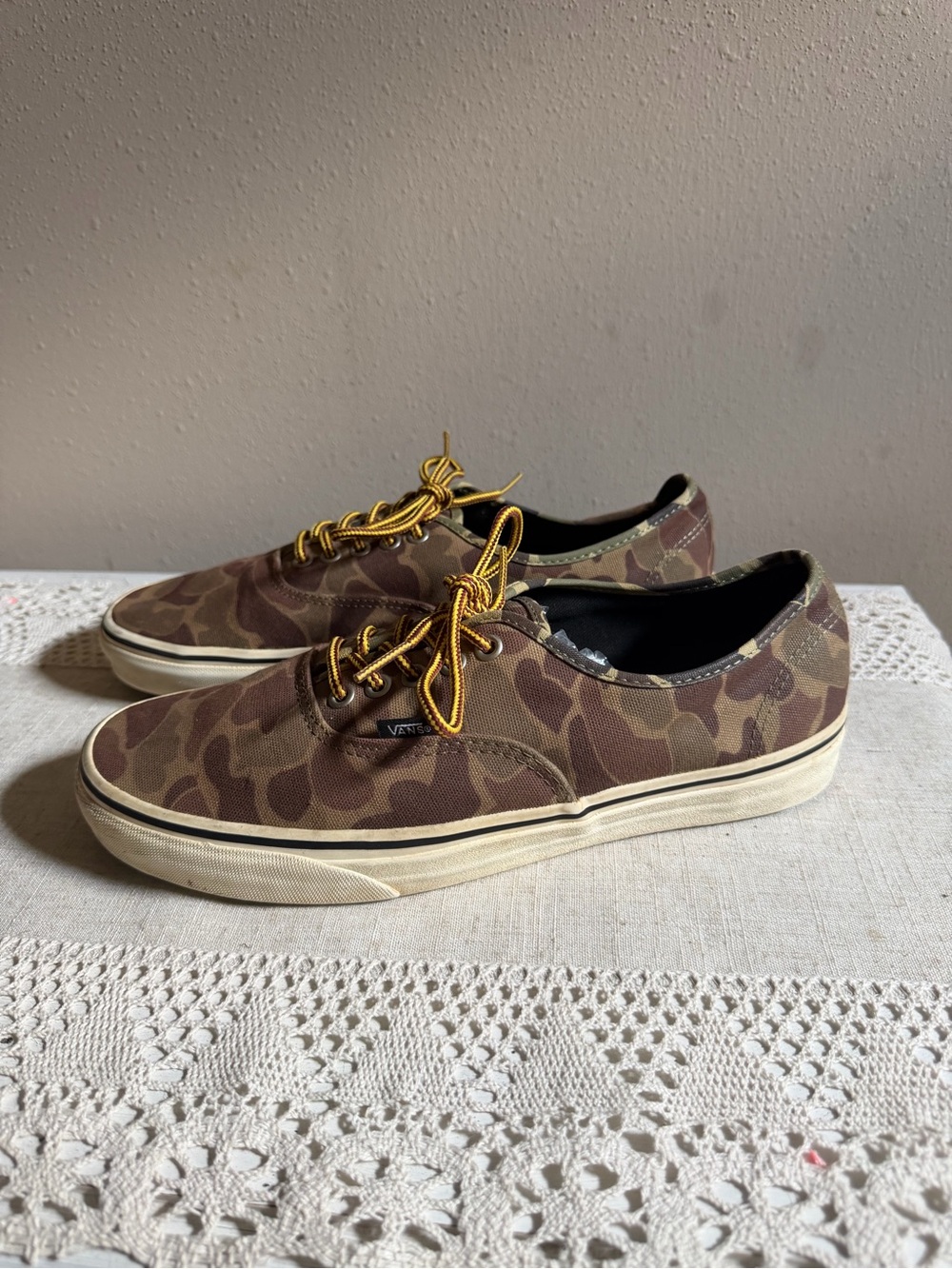 Vans Brown Camo Canvas Low-Top Sneakers Mens 10.5 Womens 12